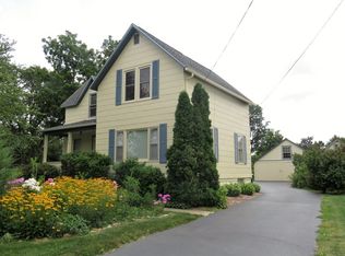 412 E Sycamore St, Sycamore, IL 60178