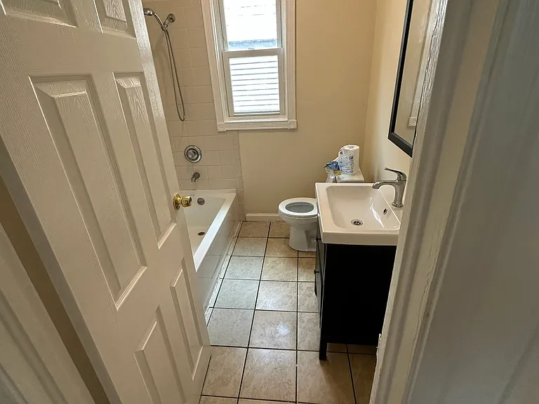 85 Davis St #1 — Photo 9