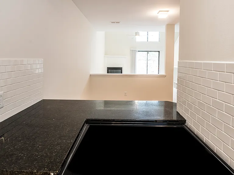 7930 Charter Oak Ln — Photo 8