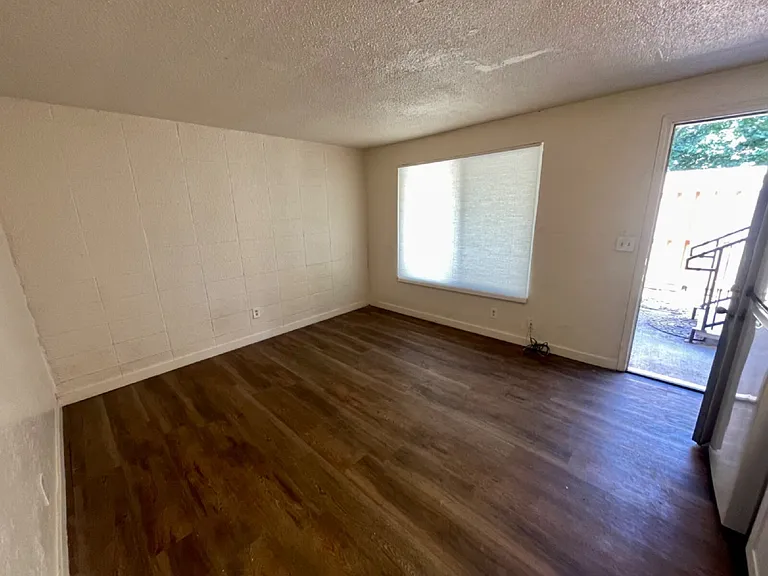 555 Tyler St #21 — Photo 5