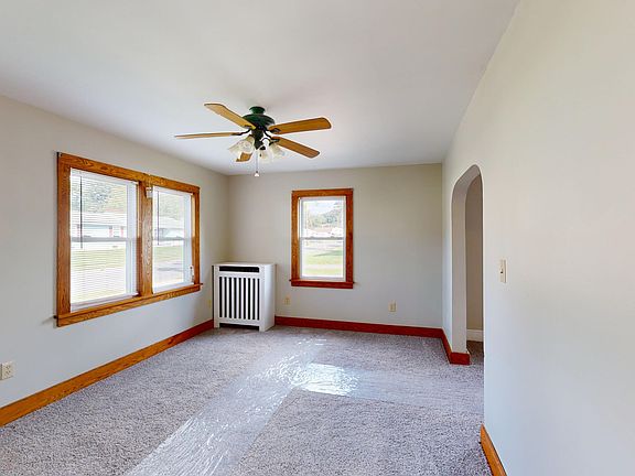 3rd image of 1432 Richards Ave