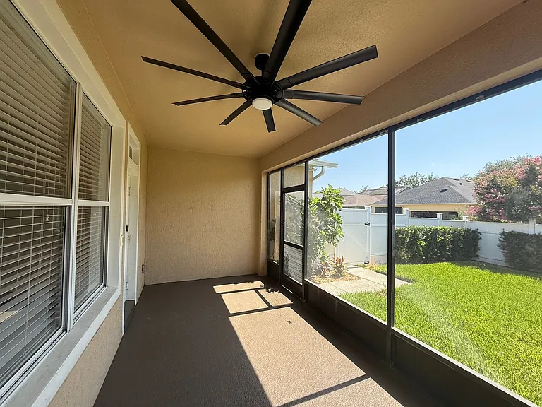 6719 Romney Ln — Photo 28