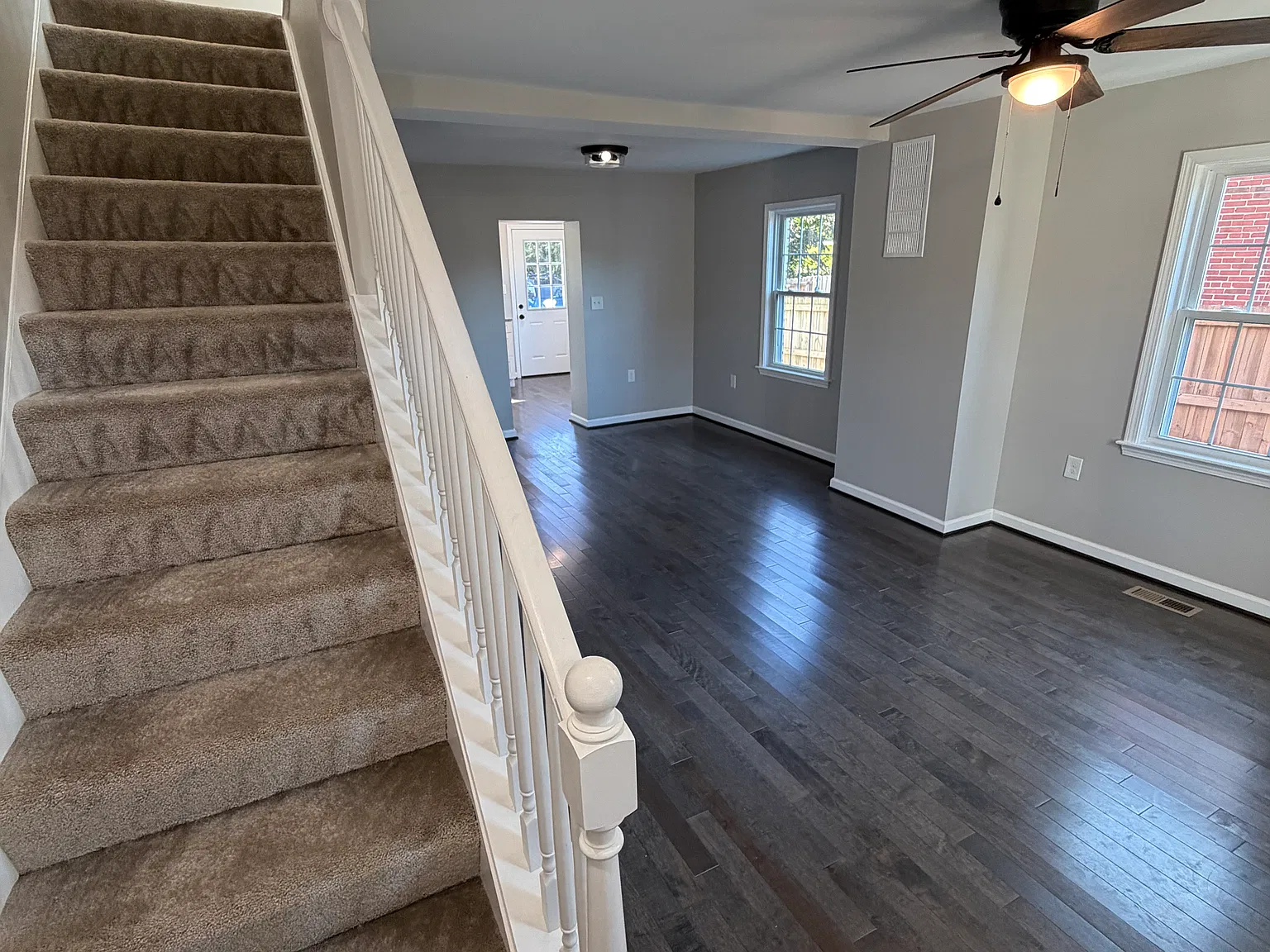 5247 Wasena Avenue 2 Bedroom 1.5 Bath $1,595 — Photo 2