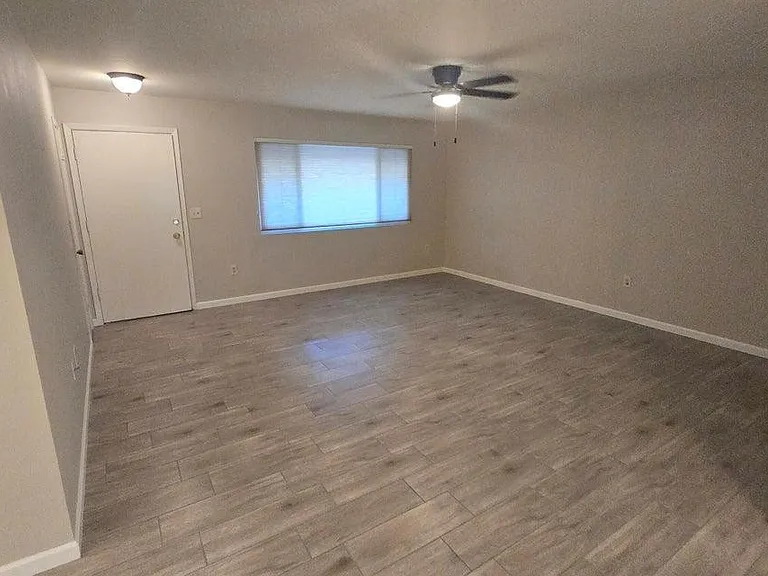 10601 W Bolivar Dr — Photo 4