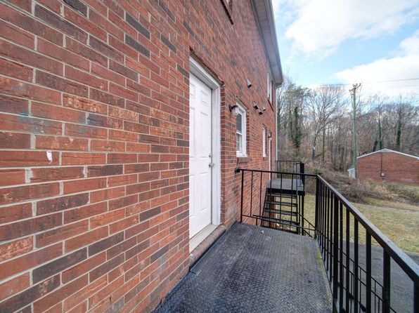 222 Motor Rd #53