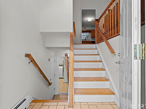 4th image of 86 Starrs Plain Road