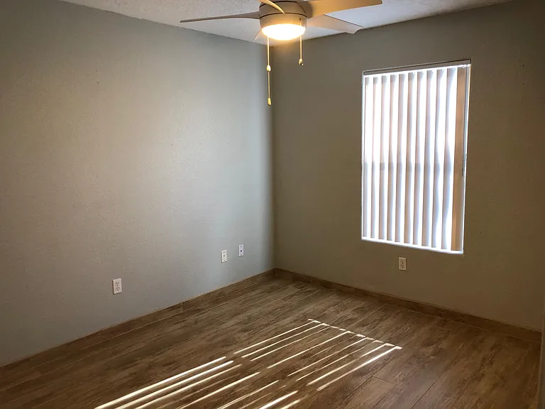 5305 Park Ridge Rd NW — Photo 5