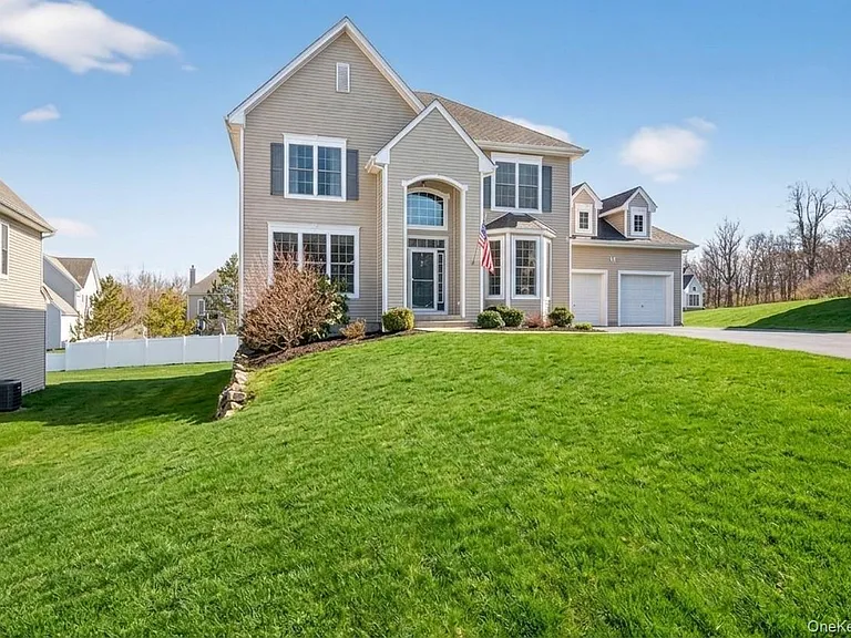 3 Moorefield Cir — Photo 2
