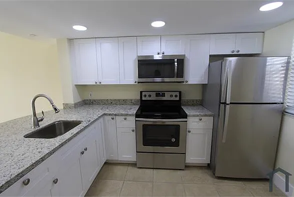 5200 NW 31st Ave #103 — Photo 1