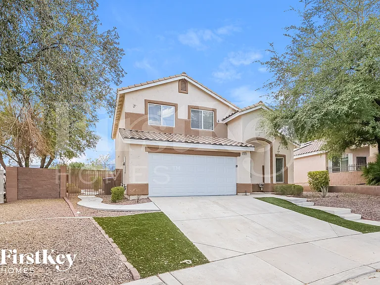1573 Alpine Hills Ave — Photo 2