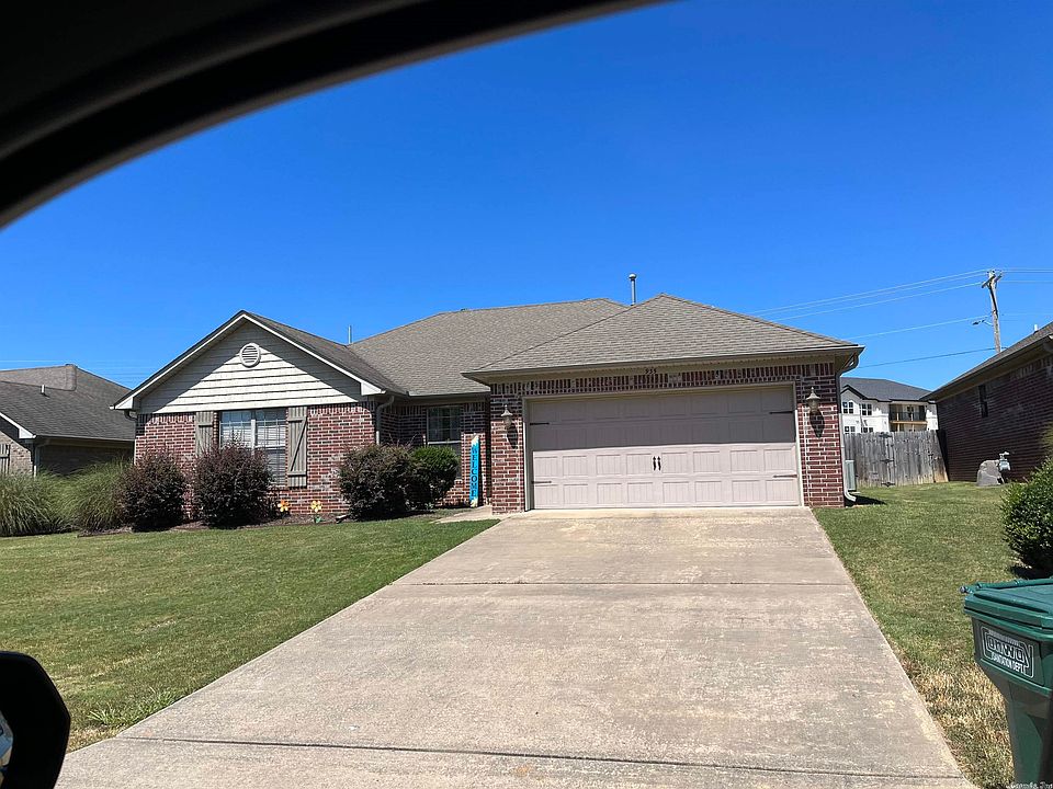935 Wineberry, Conway, AR 72034 Zillow