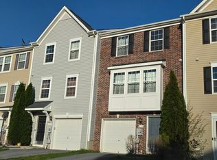 252 Rumbling Rock Rd, Hedgesville, WV 25427