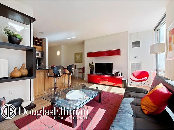 2nd image of 88 Greenwich St APT 2306