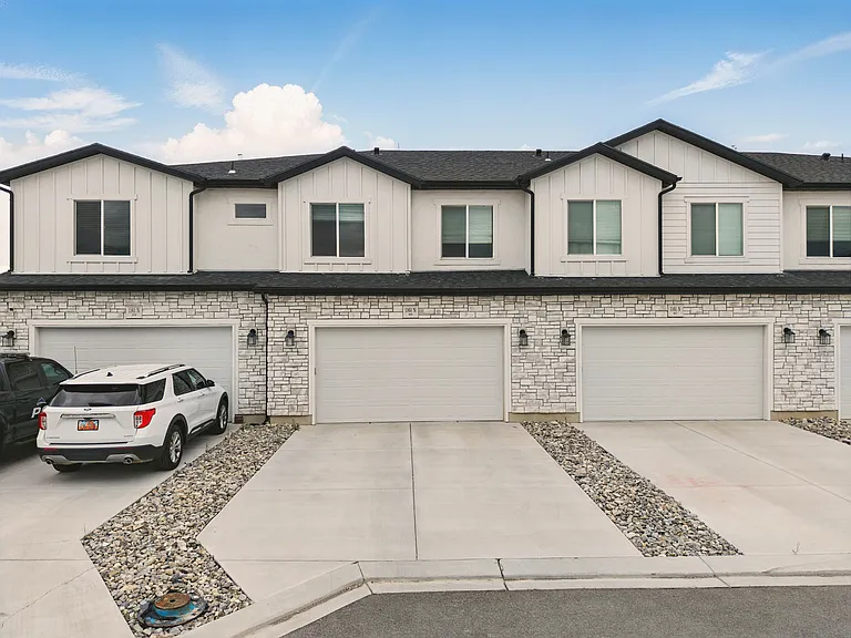 1161 N 550 W #108 — Photo 3