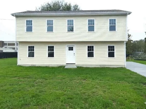 46 Irving Ave, East Providence, RI 02914