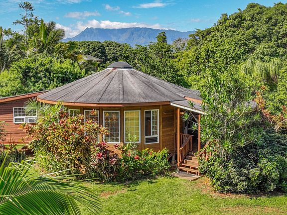 3rd image of 5715 Kaehulua Rd #1