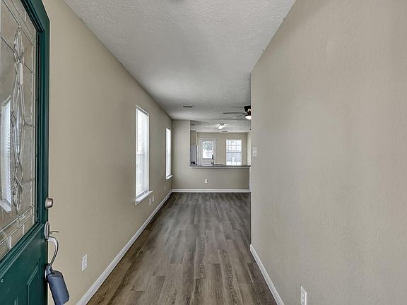 4th image of 3626 Garrison Run Dr
