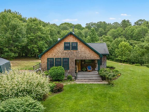 2nd image of 827 Sligo Road