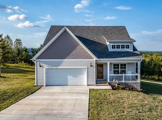 2115 Autumn River Dr, Soddy Daisy, TN 37379