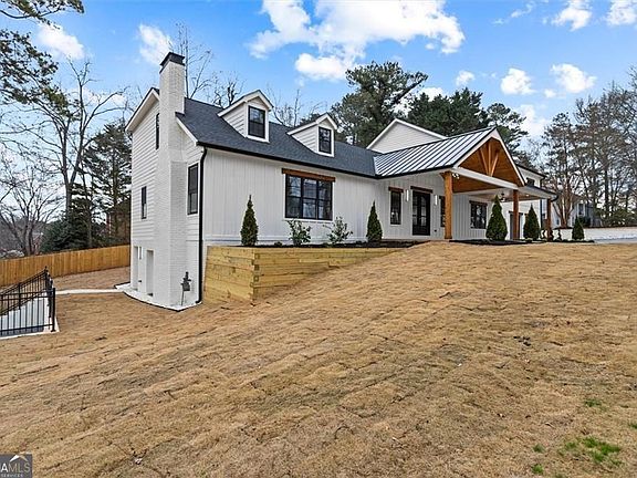 3rd image of 11505 Elkins Rd