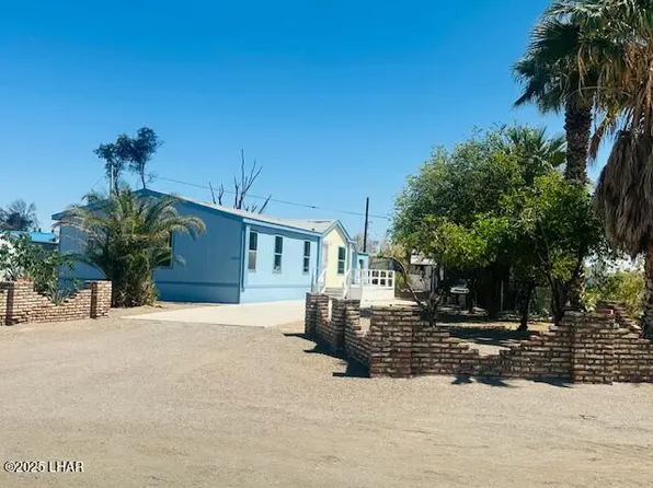 27835 Norris Ave, Bouse, AZ 85325