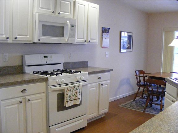 Gas stove & Microwave