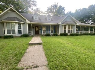 416 Cedar Dr, Columbus, MS 39705