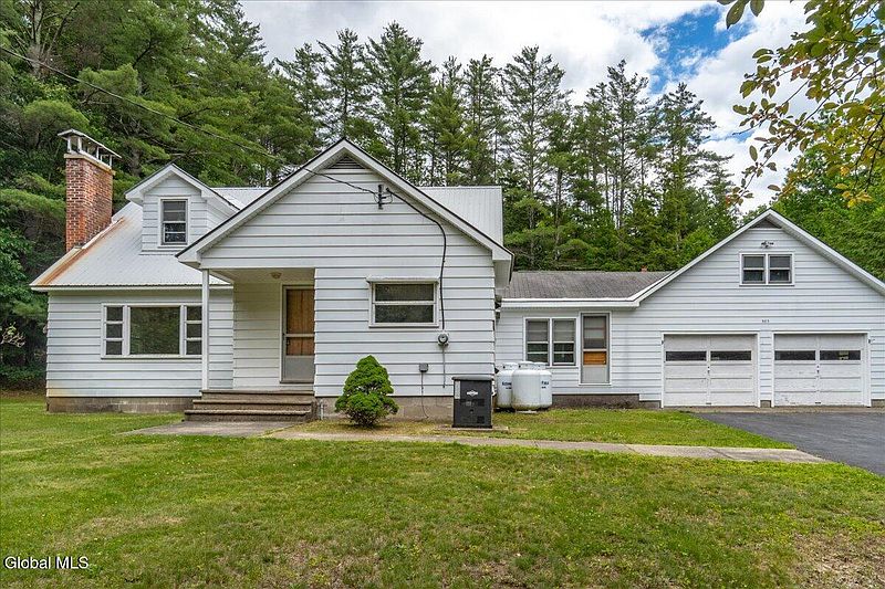 2nd image of 583 N Creek Road