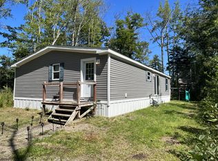 422 West St, Rockport, ME 04856