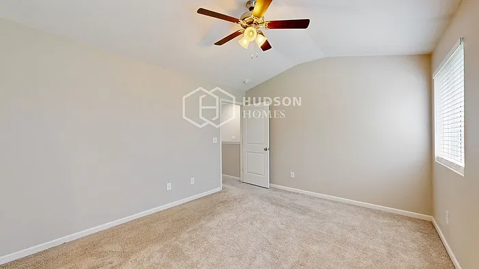 232 Chelsea Park Rd — Photo 13