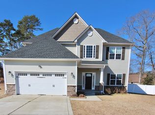 104 Seward Pl, Pikeville, NC 27863