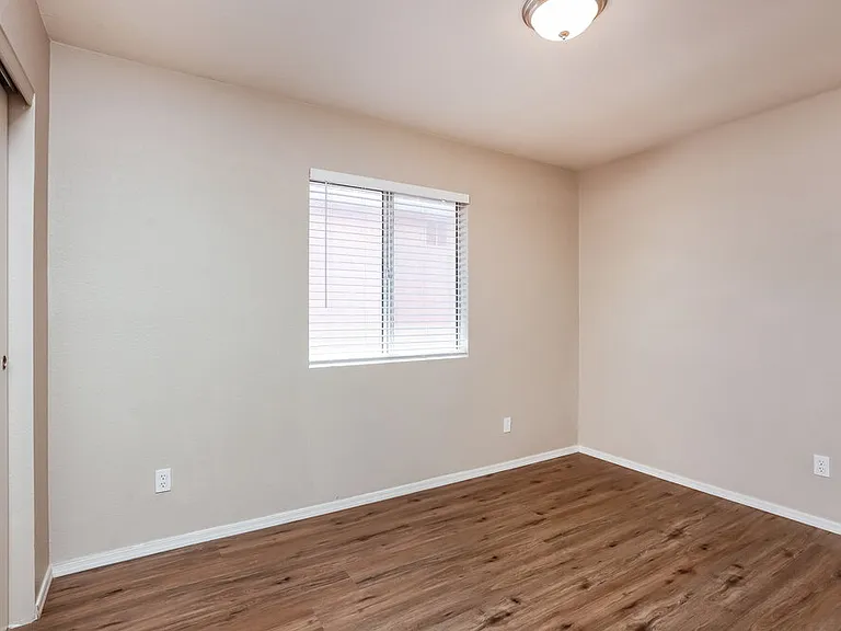 9009 E Kinross Dr — Photo 12