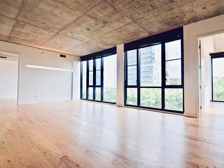 640 W 238th St #7B — Photo 1