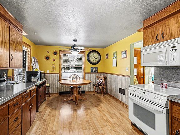 5th image of 9960 Frost Rd