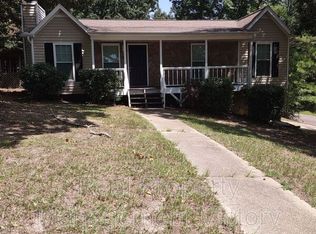 7437 Plantation Rd, Pinson, AL 35126
