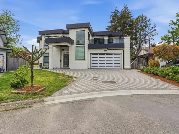 13034 63a Ave, Surrey, BC V3X 2E5