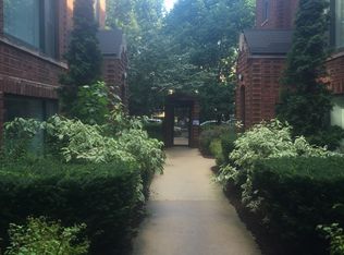 1438 W Balmoral Ave, Chicago, IL 60640