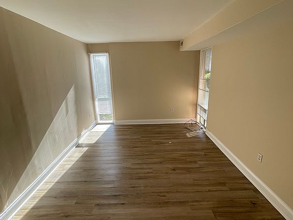 5th image of 7149 Donnell Pl #A-8