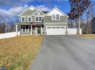 1760 Old Kiln Dr, Chambersburg, PA 17202
