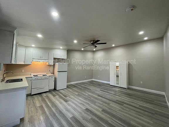 4th image of 1325 W Parade St