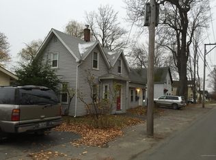 12 2nd St, Hallowell, ME 04347