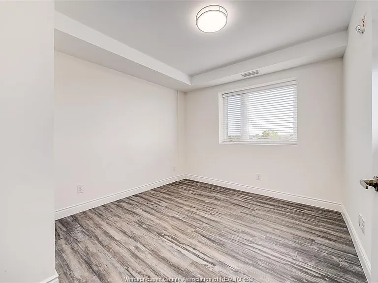 1675 Banwell Rd #507 — Photo 18