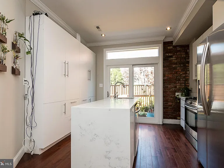2030 Flagler Pl NW — Photo 11