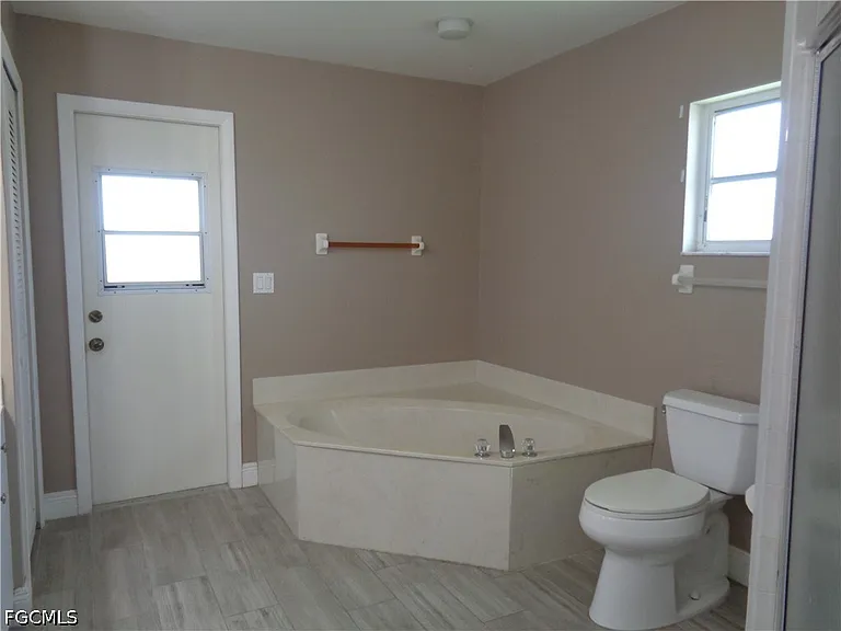 1320 SE 25th Ln — Photo 19