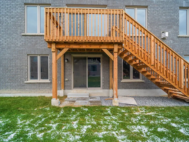 4 Elderberry Way — Photo 48