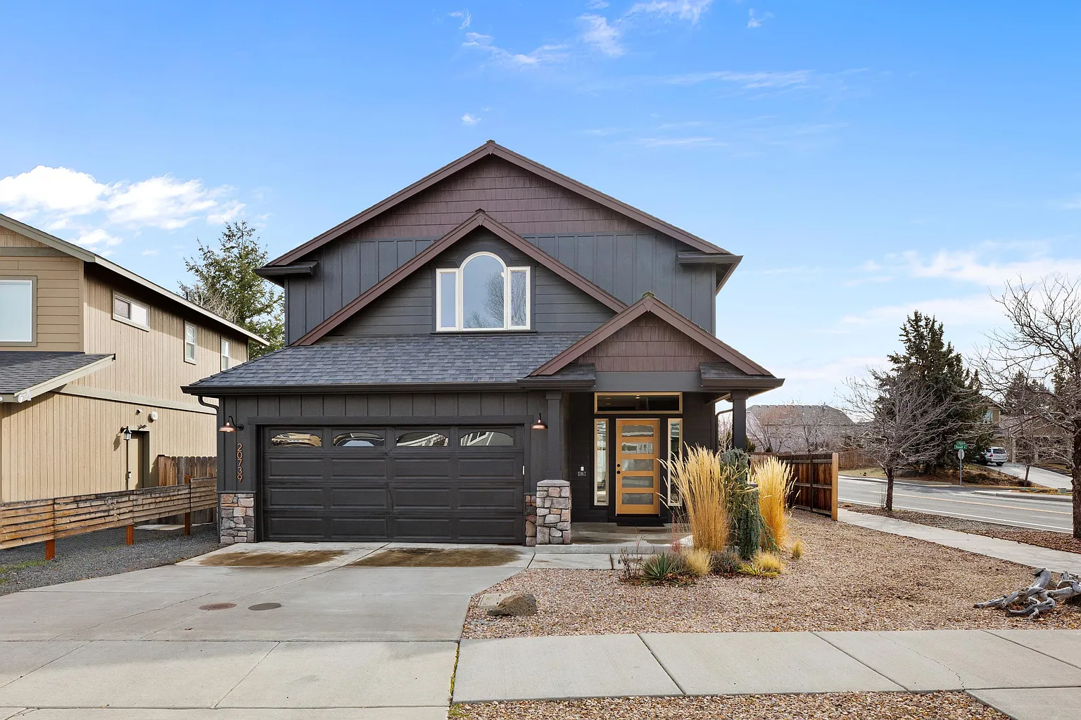 20739 NE Angora Ct photo 1