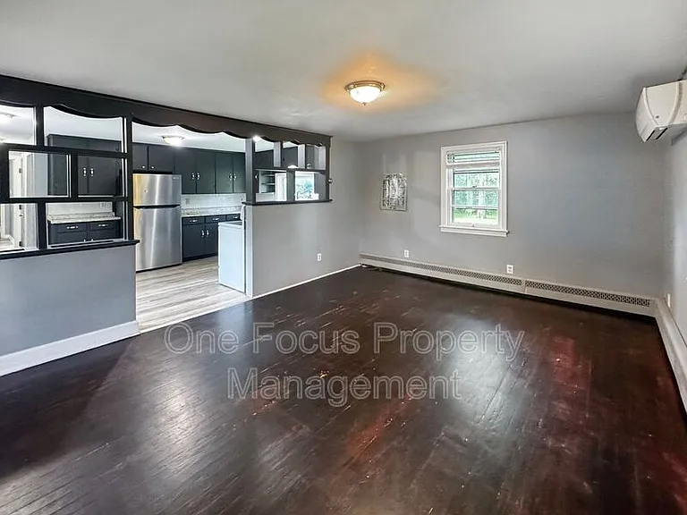 515 E 2nd Ave #3 — Photo 2