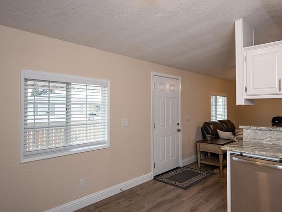 4th image of 1459 Standiford Avenue #68