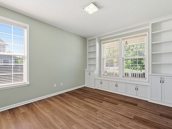 5th image of 870 Touralosa Dr