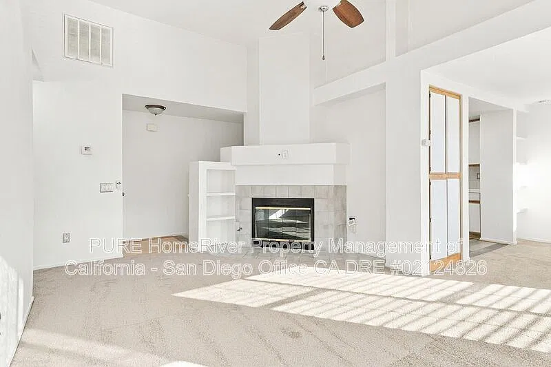 12090 Calle De Montana #251